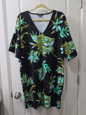 NWOT - Lauren Ralph Lauren Black Dress with Teal and Olive Floral Print - XL